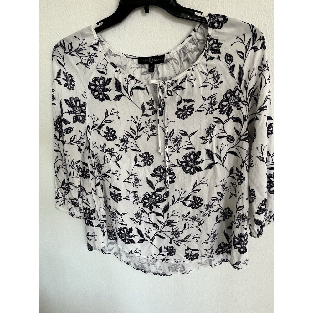 Fred David Floral Cropped Womens Top Small White & Black 3/4 Sleeves Casual Y2K